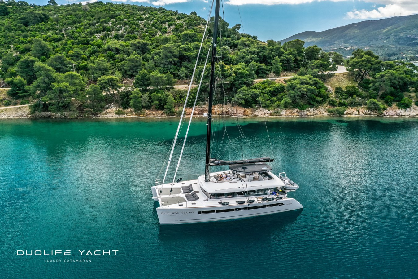 https://arconyachts.ams3.digitaloceanspaces.com/112672/conversions/large_4698577-optimize.jpg