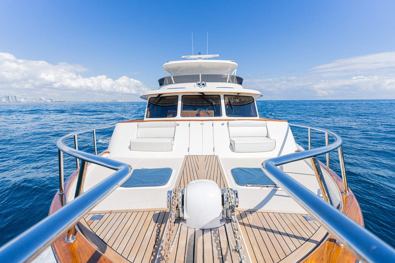 https://arconyachts.ams3.digitaloceanspaces.com/112848/conversions/large_4623306-optimize.jpg