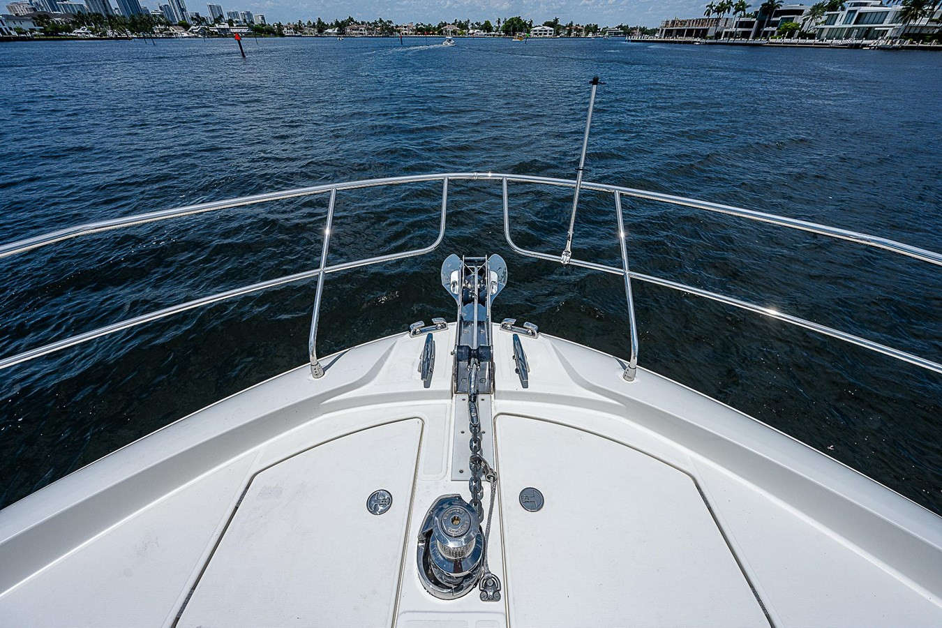 https://arconyachts.ams3.digitaloceanspaces.com/113107/conversions/large_4389365-optimize.jpg