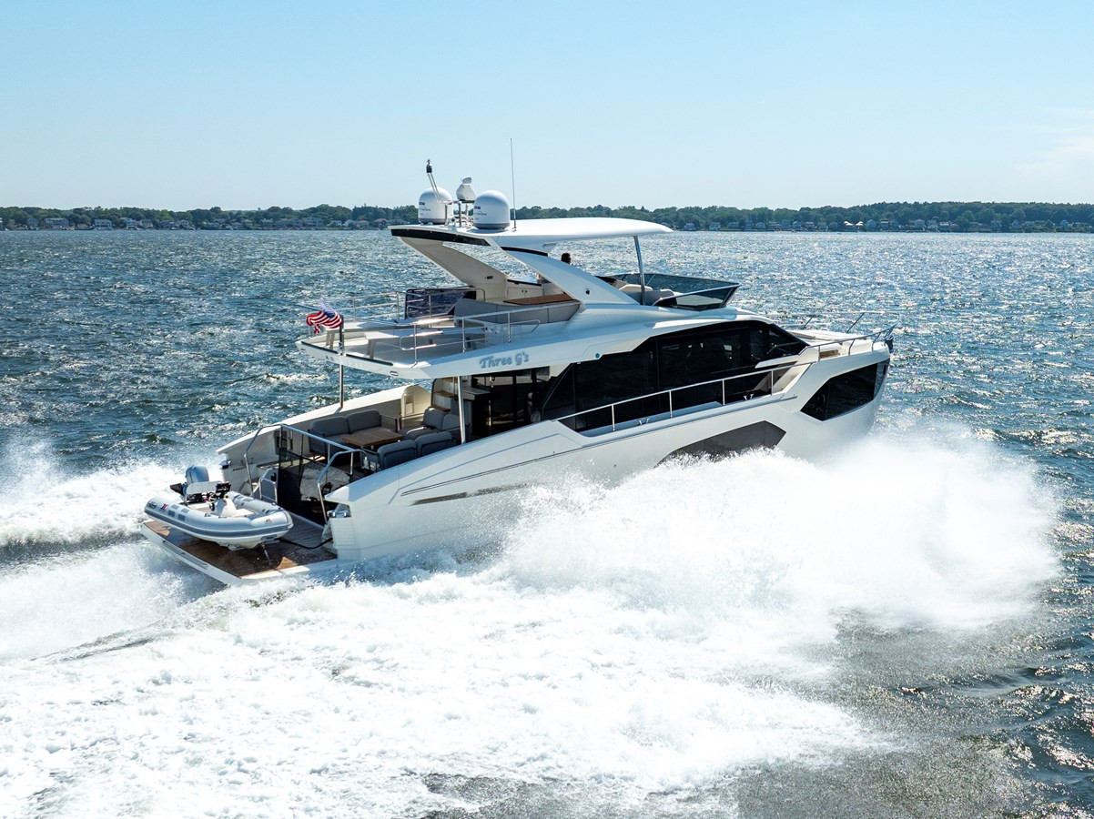 https://arconyachts.ams3.digitaloceanspaces.com/113291/conversions/large_4698659-optimize.jpg