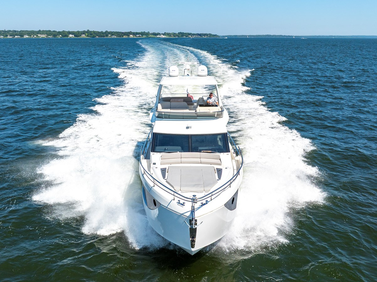 https://arconyachts.ams3.digitaloceanspaces.com/113294/conversions/large_4698662-optimize.jpg