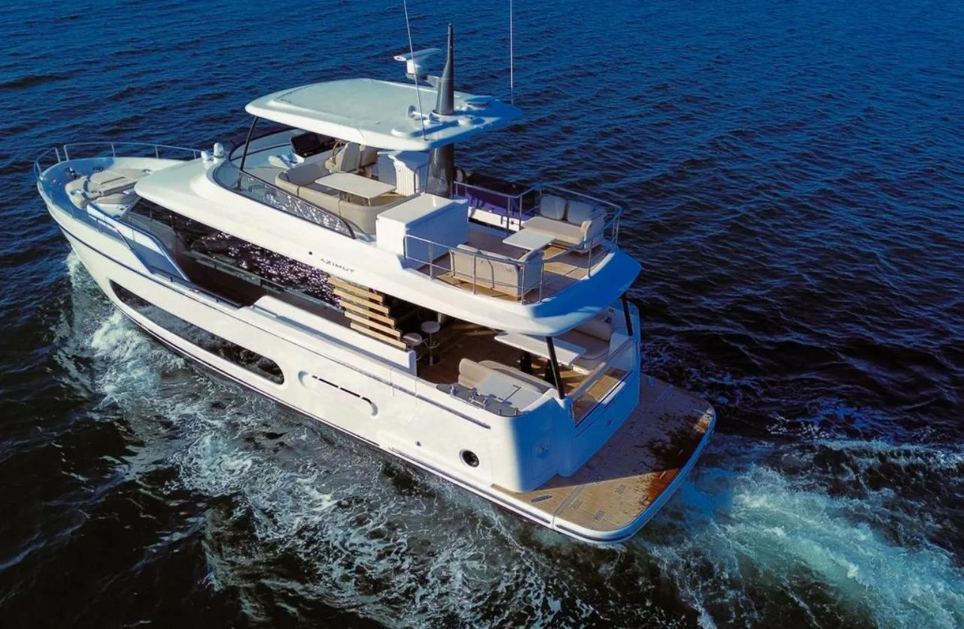 https://arconyachts.ams3.digitaloceanspaces.com/113878/conversions/large_4832398-optimize.jpg