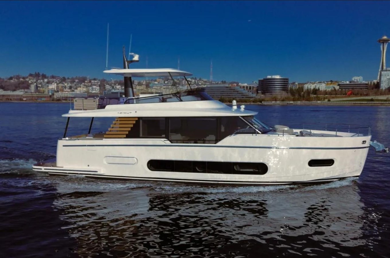 https://arconyachts.ams3.digitaloceanspaces.com/113883/conversions/large_4832399-optimize.jpg