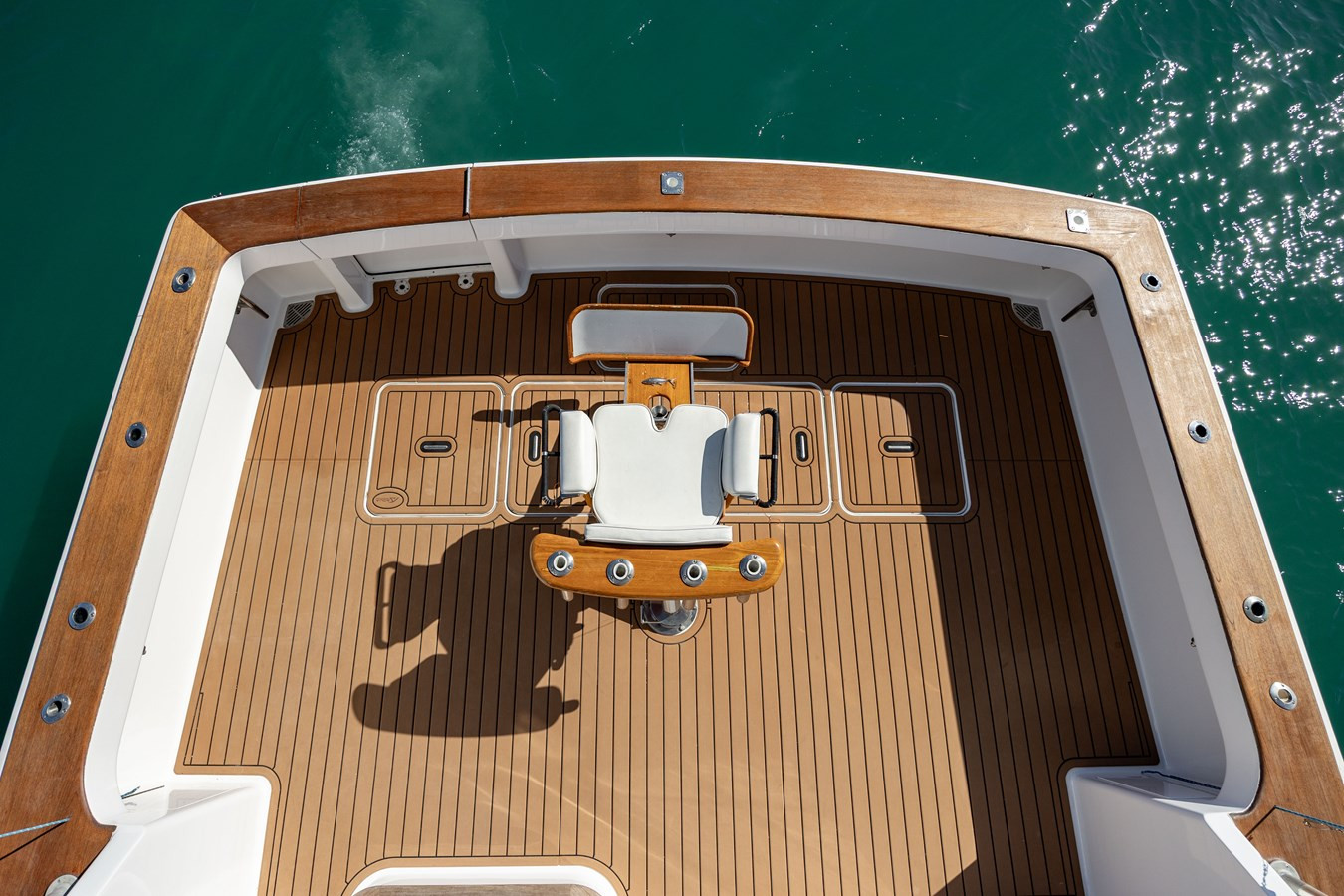 https://arconyachts.ams3.digitaloceanspaces.com/113947/conversions/large_4569089-optimize.jpg