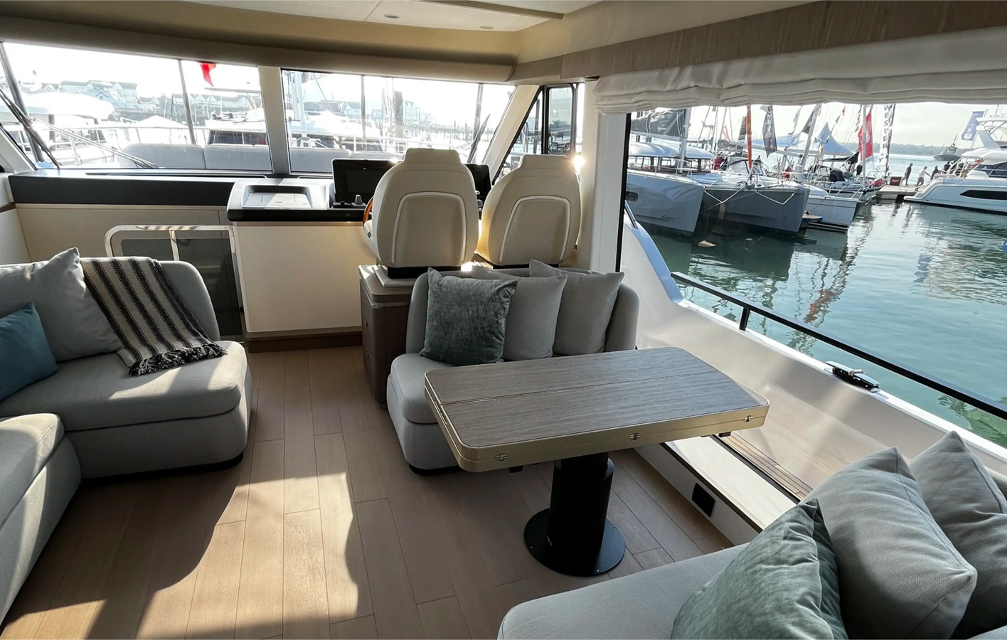 https://arconyachts.ams3.digitaloceanspaces.com/113976/conversions/large_4363429-optimize.jpg