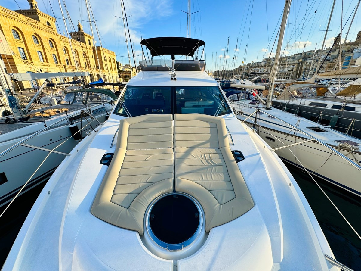 https://arconyachts.ams3.digitaloceanspaces.com/114002/conversions/large_4430872-optimize.jpg