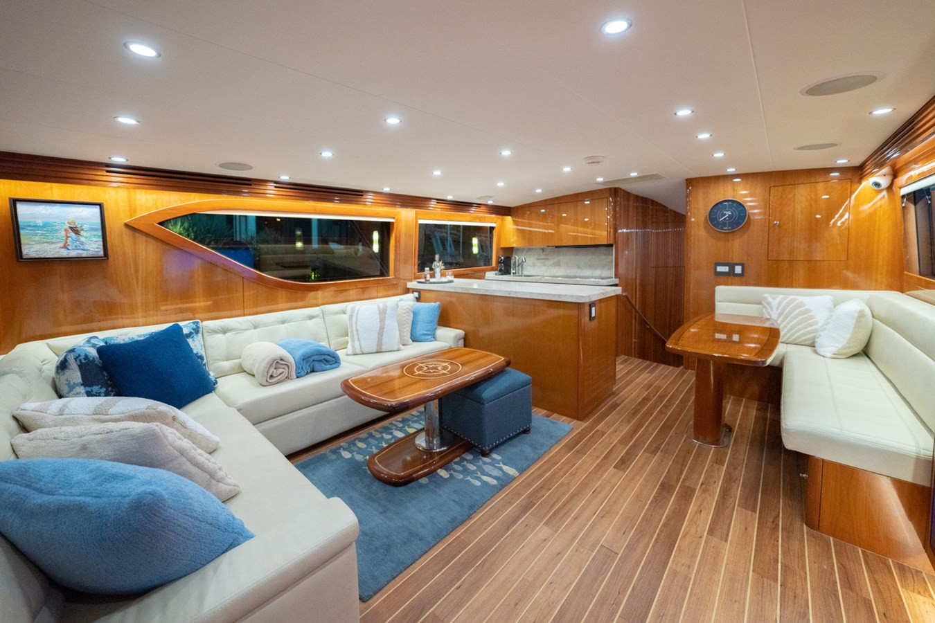 https://arconyachts.ams3.digitaloceanspaces.com/114095/conversions/large_4680111-optimize.jpg