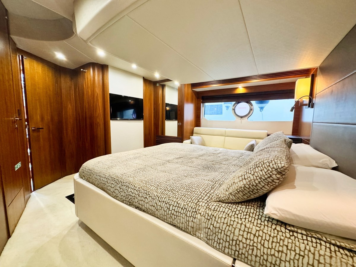 https://arconyachts.ams3.digitaloceanspaces.com/114102/conversions/large_4431007-optimize.jpg