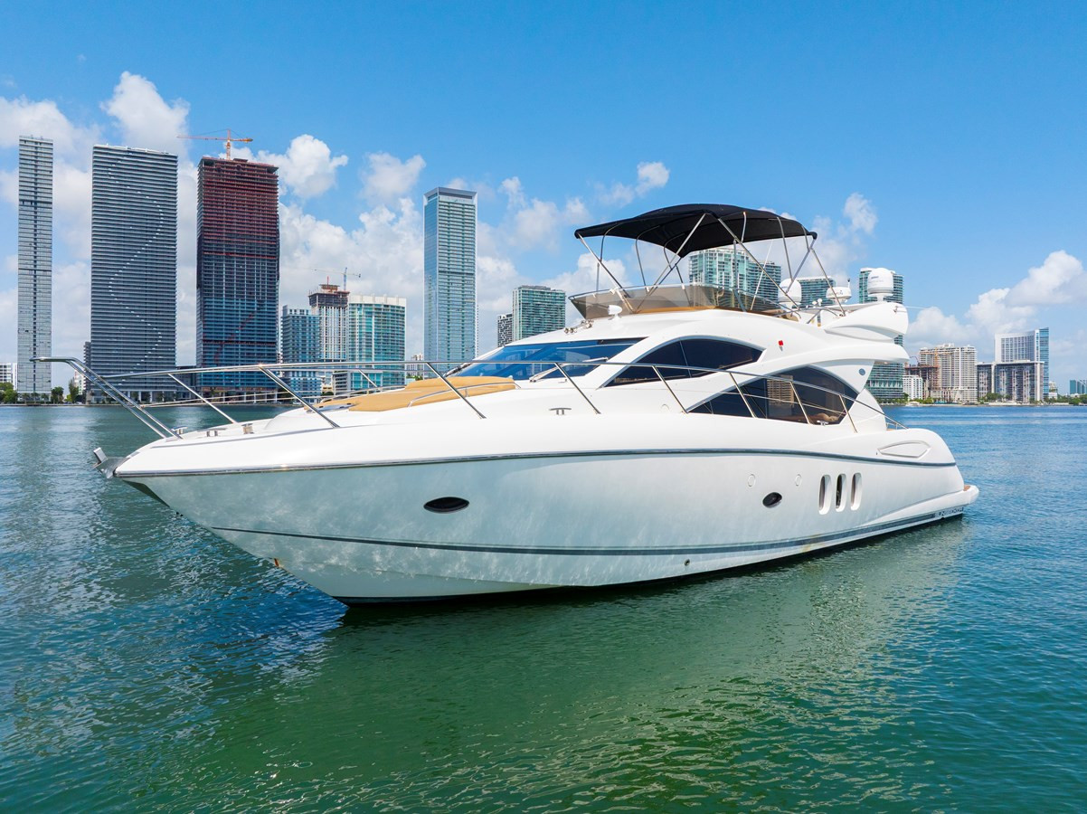 https://arconyachts.ams3.digitaloceanspaces.com/114159/conversions/large_4812647-optimize.jpg