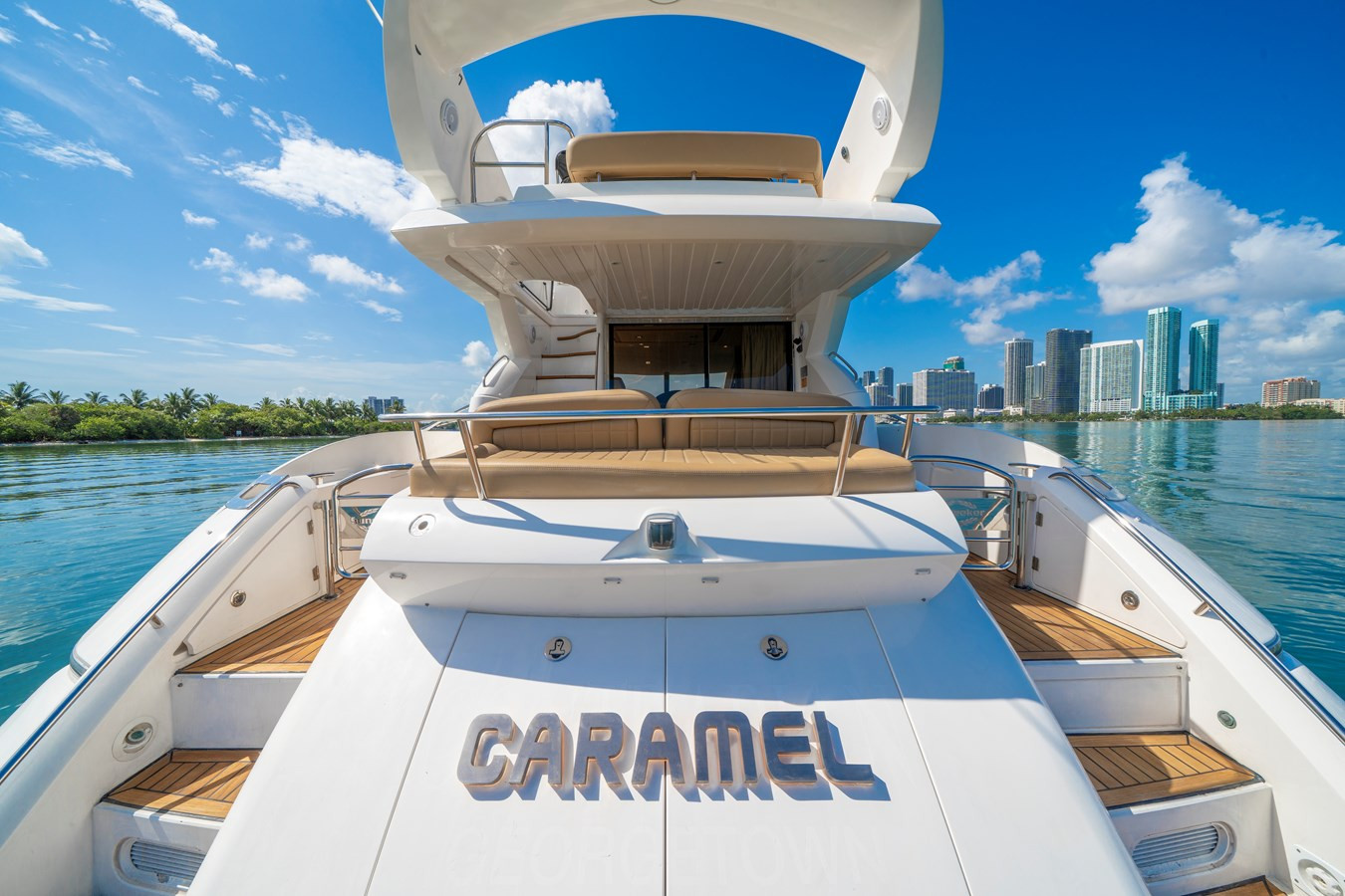 https://arconyachts.ams3.digitaloceanspaces.com/114172/conversions/large_4812635-optimize.jpg