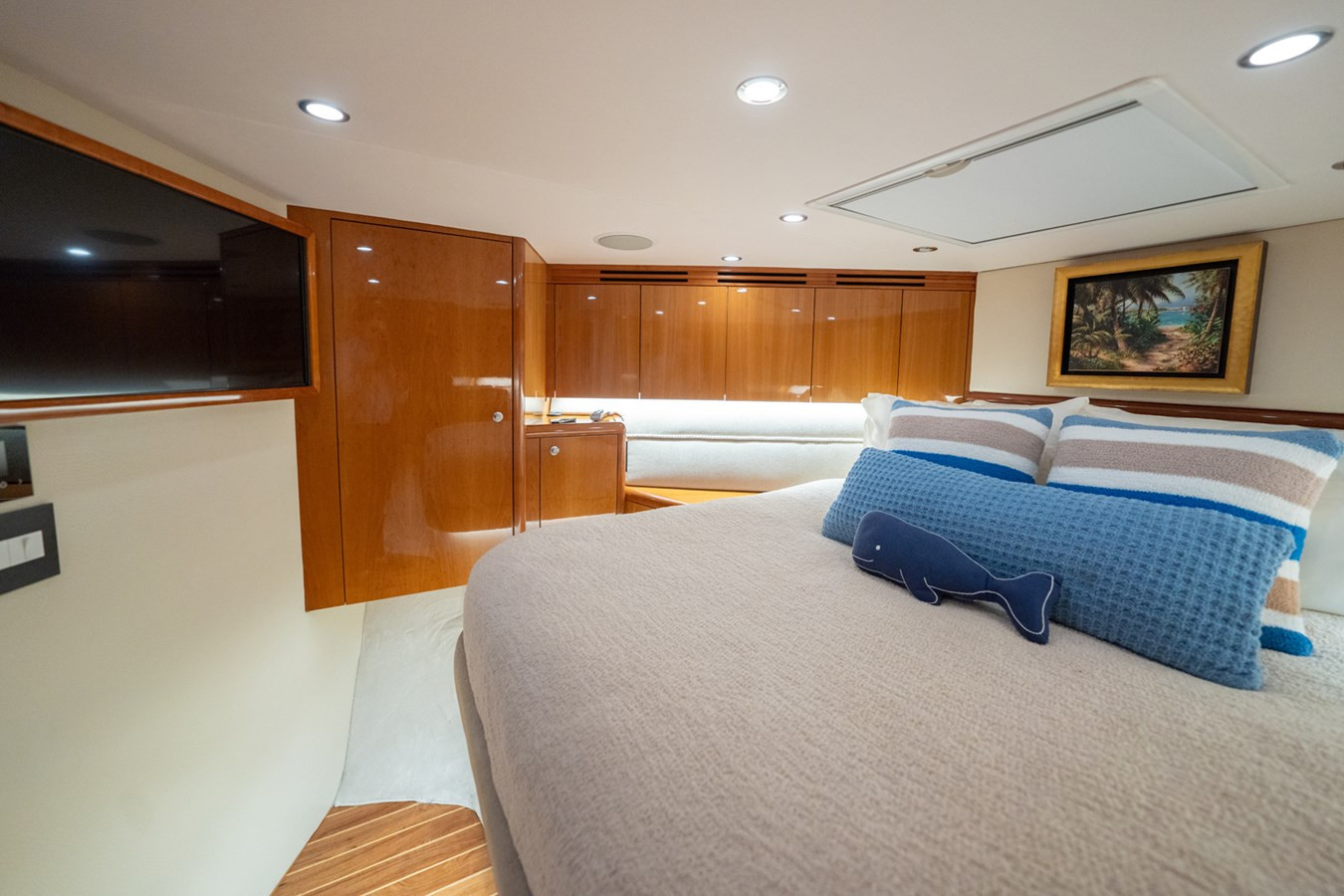 https://arconyachts.ams3.digitaloceanspaces.com/114174/conversions/large_4680138-optimize.jpg