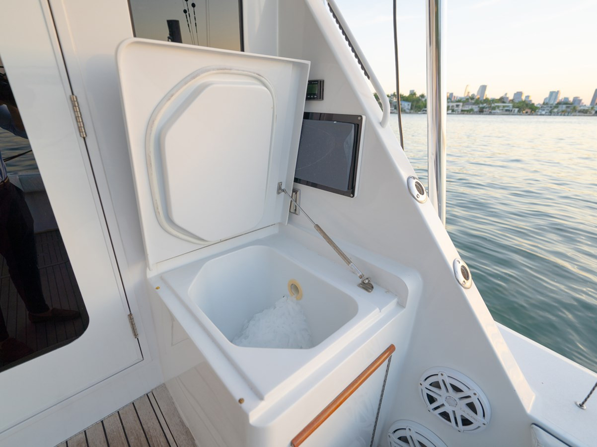 https://arconyachts.ams3.digitaloceanspaces.com/114201/conversions/large_4680147-optimize.jpg
