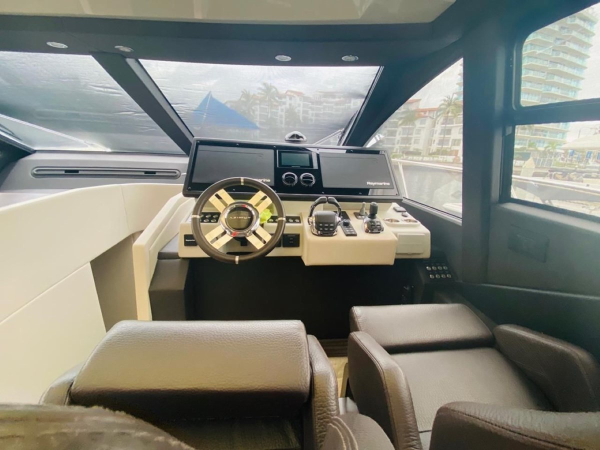 https://arconyachts.ams3.digitaloceanspaces.com/114265/conversions/large_3401795-optimize.jpg