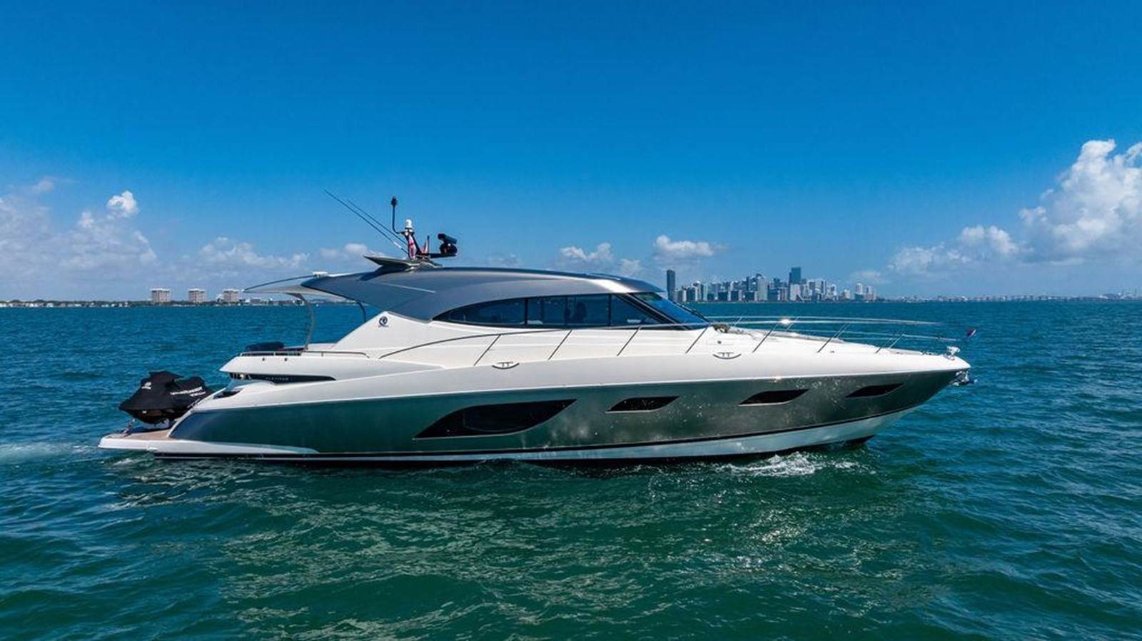 https://arconyachts.ams3.digitaloceanspaces.com/114319/conversions/large_4619459-optimize.jpg