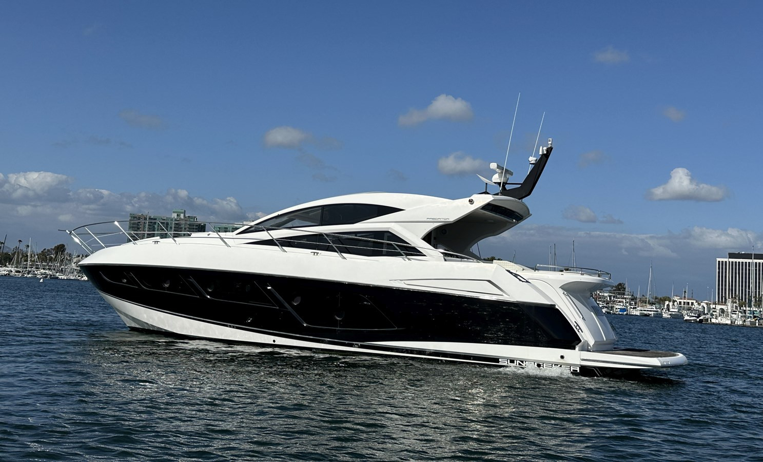 https://arconyachts.ams3.digitaloceanspaces.com/114341/conversions/large_4677792-optimize.jpg