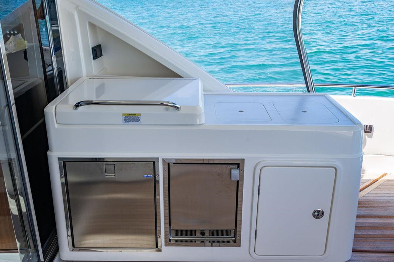 https://arconyachts.ams3.digitaloceanspaces.com/114361/conversions/large_4619473-optimize.jpg