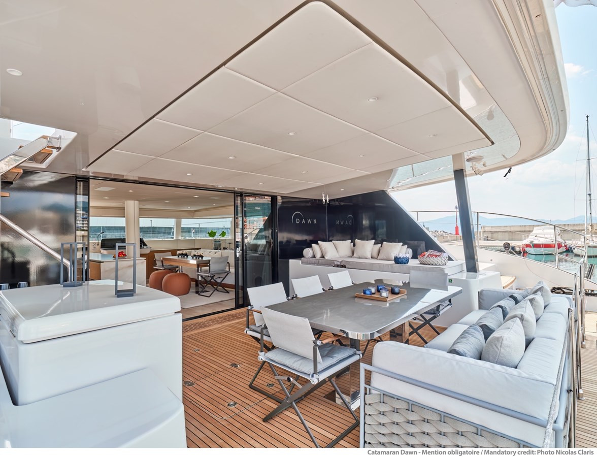 https://arconyachts.ams3.digitaloceanspaces.com/114496/conversions/large_4314560-optimize.jpg