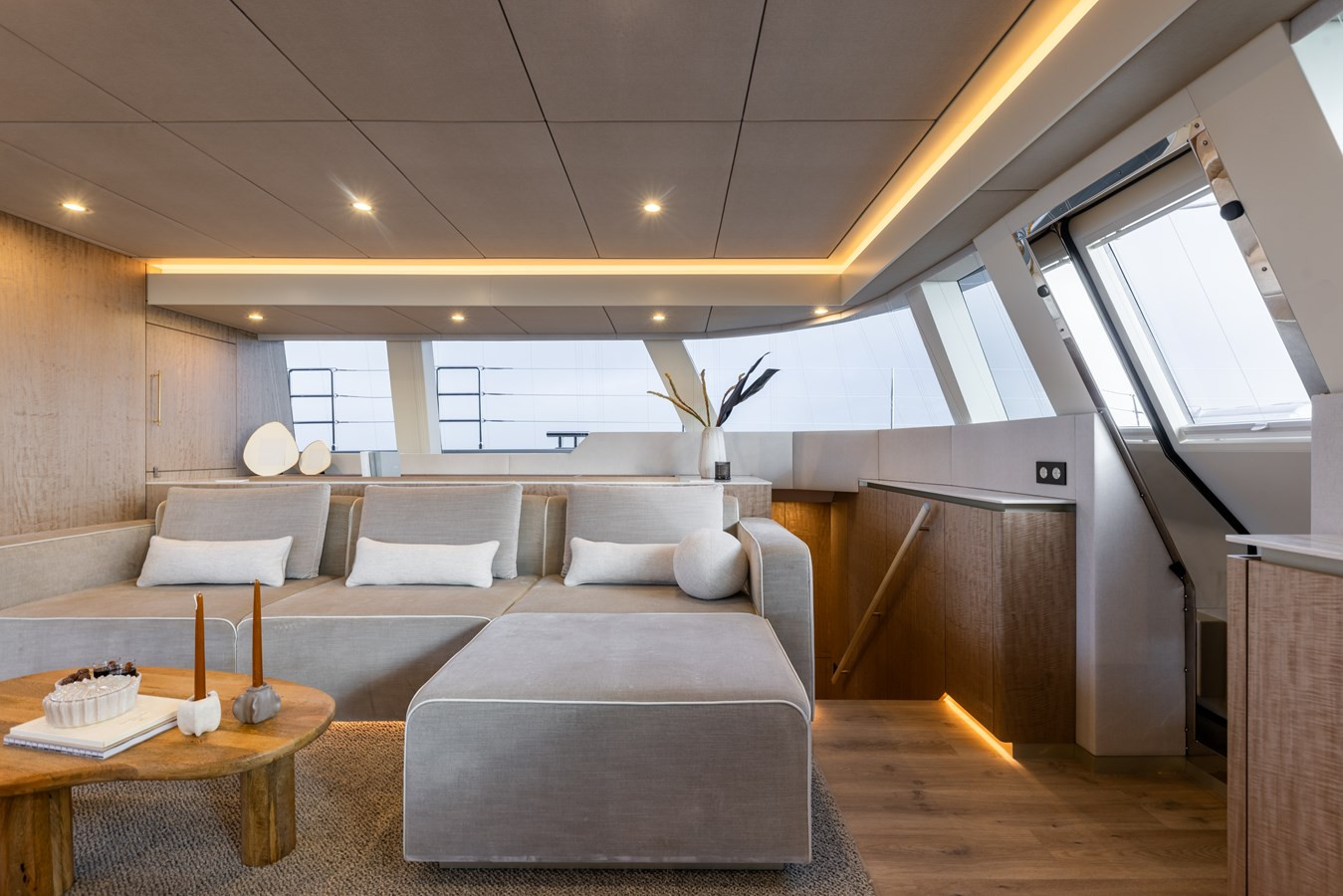 https://arconyachts.ams3.digitaloceanspaces.com/114557/conversions/large_4733105-optimize.jpg