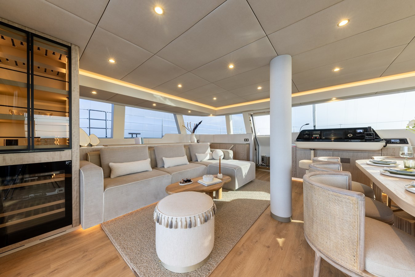 https://arconyachts.ams3.digitaloceanspaces.com/114569/conversions/large_4733109-optimize.jpg