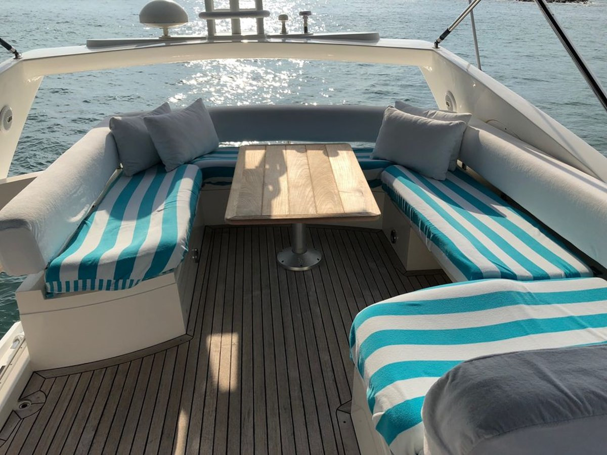 https://arconyachts.ams3.digitaloceanspaces.com/114714/conversions/large_2828738-optimize.jpg