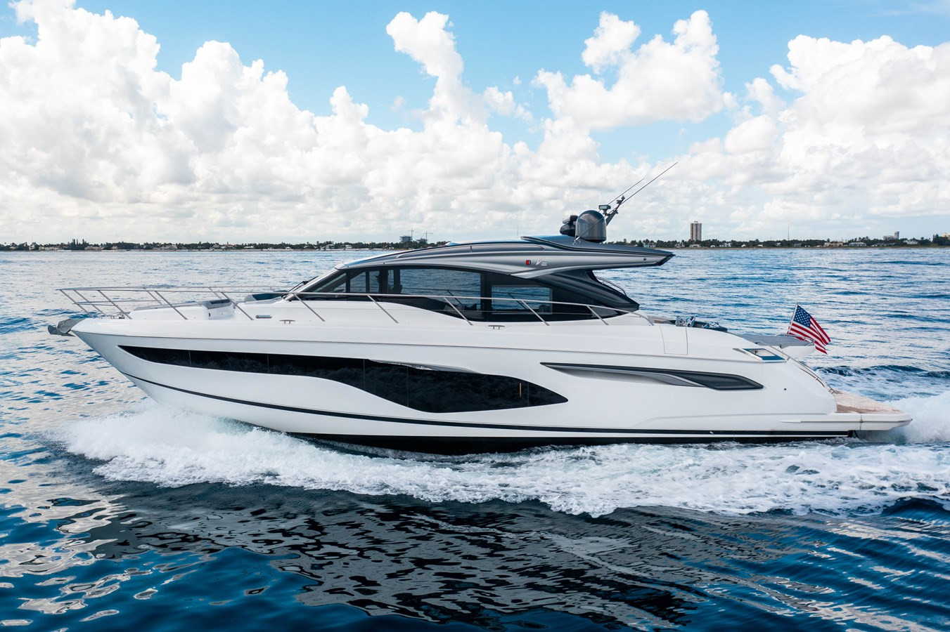 https://arconyachts.ams3.digitaloceanspaces.com/114784/conversions/large_3345361-optimize.jpg