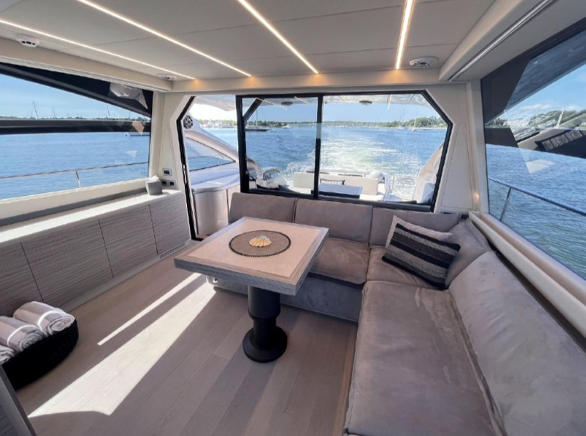 https://arconyachts.ams3.digitaloceanspaces.com/114798/conversions/large_3616578-optimize.jpg