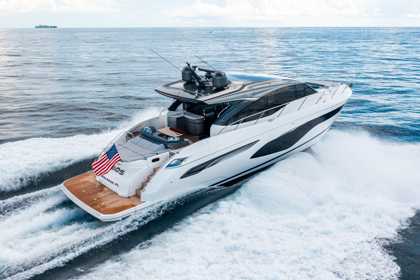 https://arconyachts.ams3.digitaloceanspaces.com/114806/conversions/large_3345368-optimize.jpg