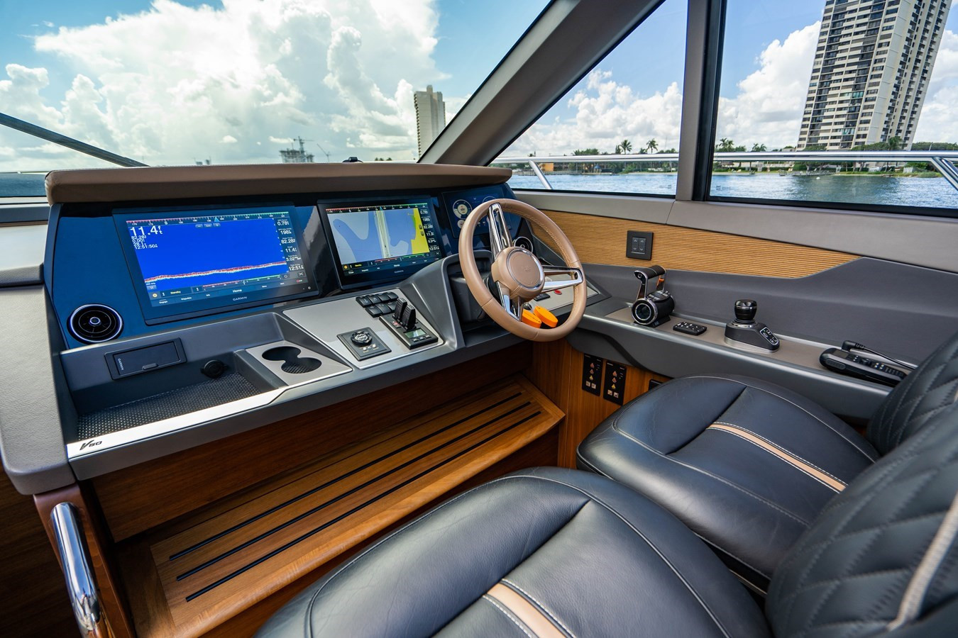 https://arconyachts.ams3.digitaloceanspaces.com/114878/conversions/large_3648433-optimize.jpg