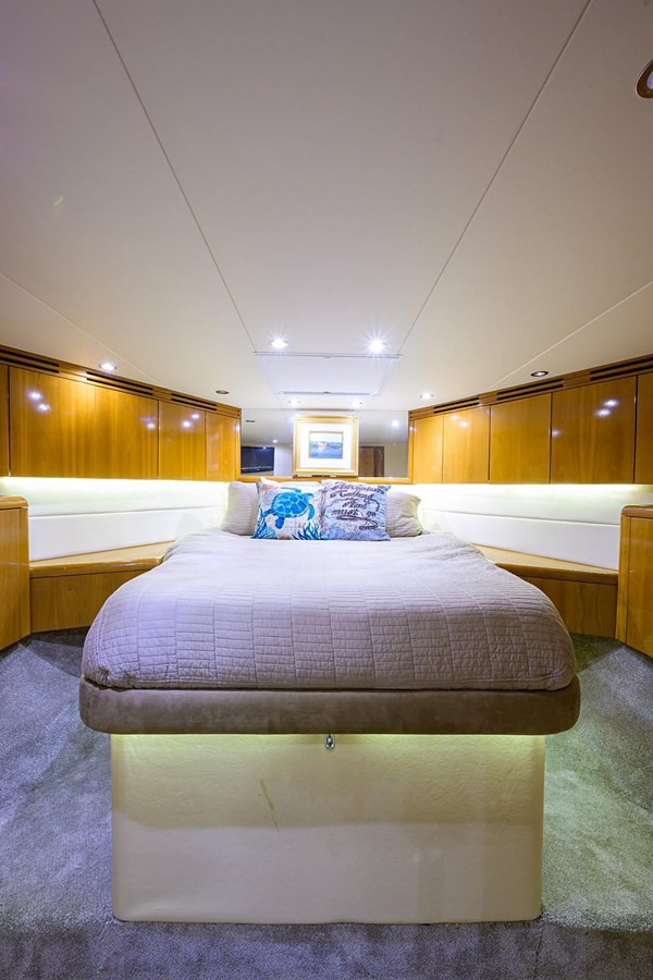 https://arconyachts.ams3.digitaloceanspaces.com/114984/conversions/large_3778041-optimize.jpg