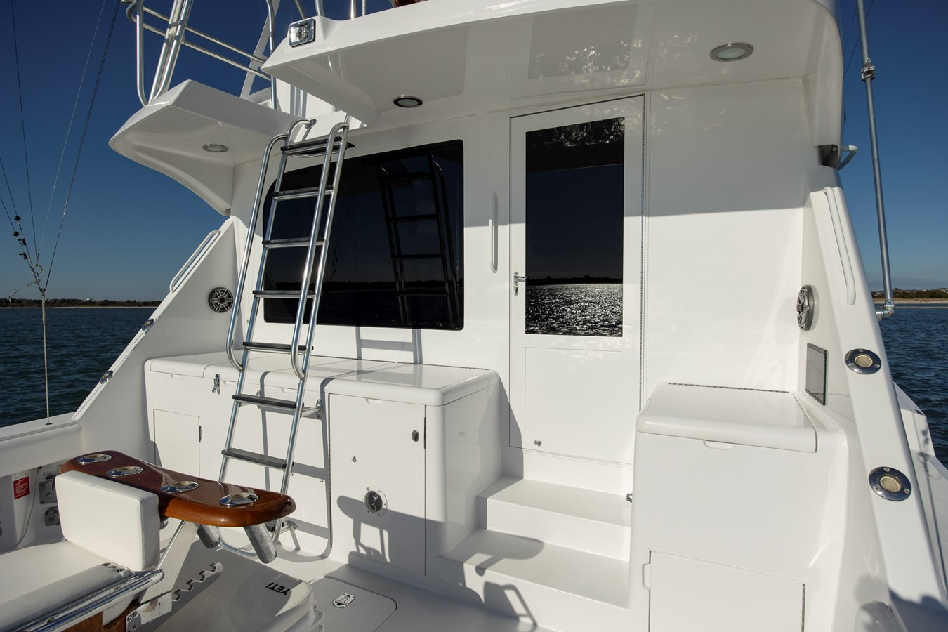 https://arconyachts.ams3.digitaloceanspaces.com/115246/conversions/large_4406536-optimize.jpg