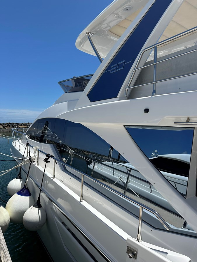 https://arconyachts.ams3.digitaloceanspaces.com/115626/conversions/large_4324193-optimize.jpg