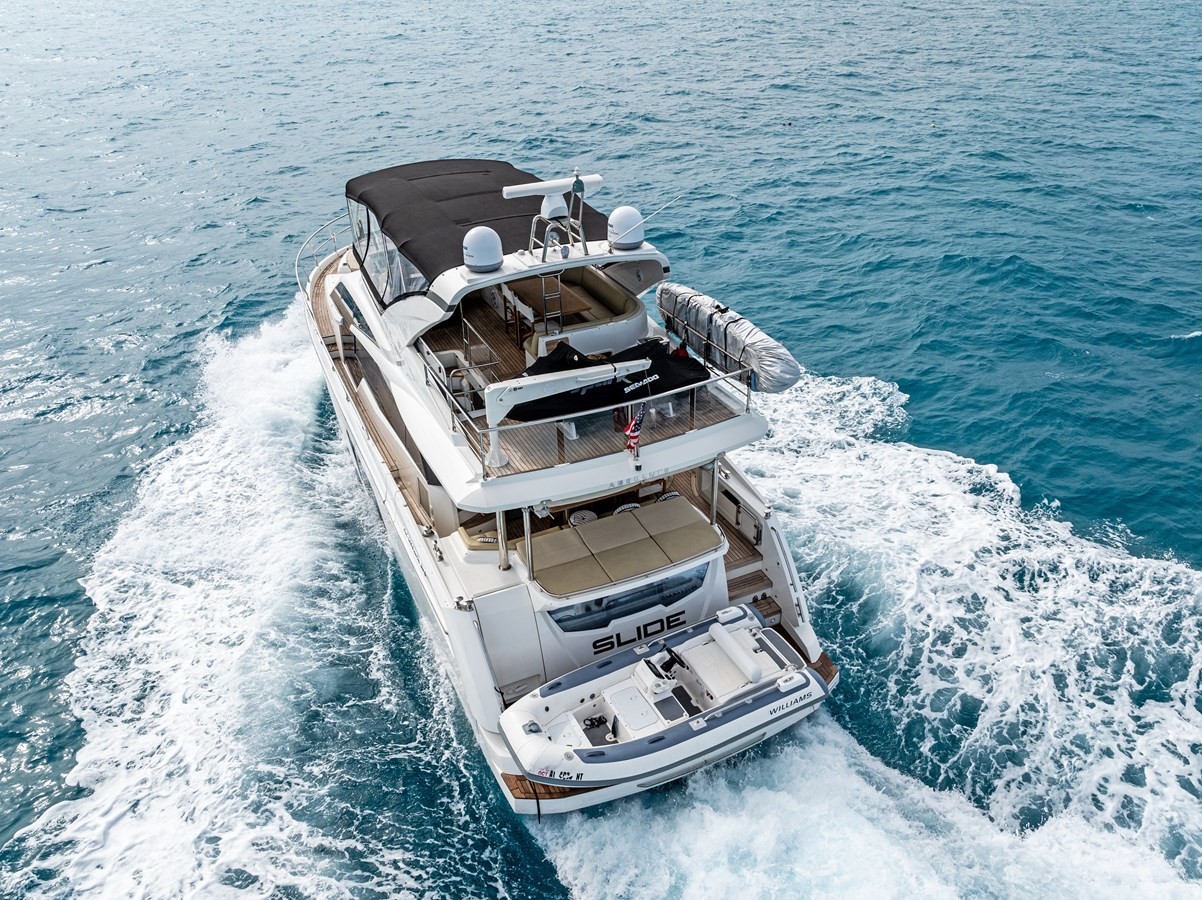 https://arconyachts.ams3.digitaloceanspaces.com/115879/conversions/large_4494263-optimize.jpg