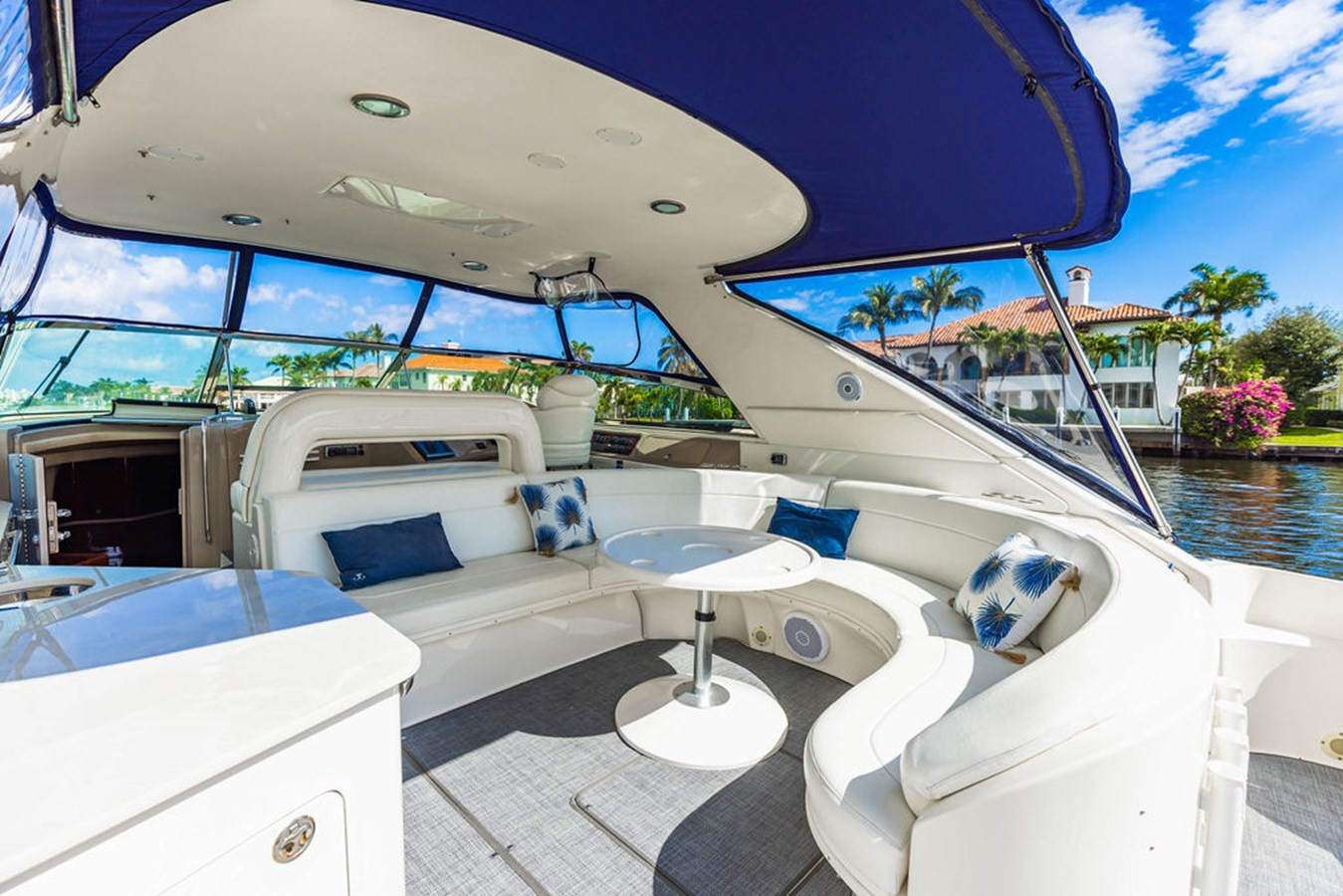 https://arconyachts.ams3.digitaloceanspaces.com/115895/conversions/large_4394014-optimize.jpg