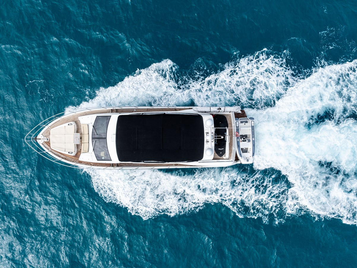 https://arconyachts.ams3.digitaloceanspaces.com/115904/conversions/large_4494272-optimize.jpg