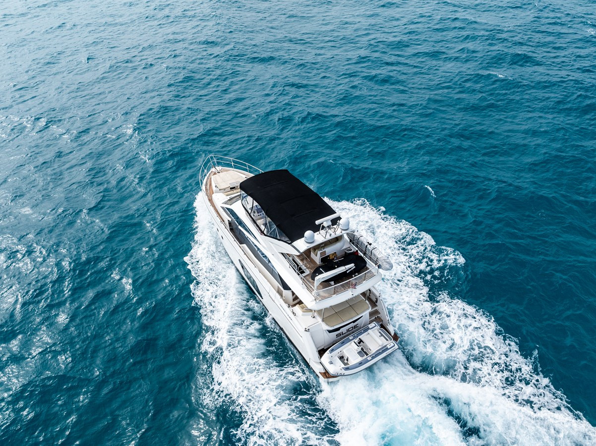 https://arconyachts.ams3.digitaloceanspaces.com/115908/conversions/large_4494273-optimize.jpg