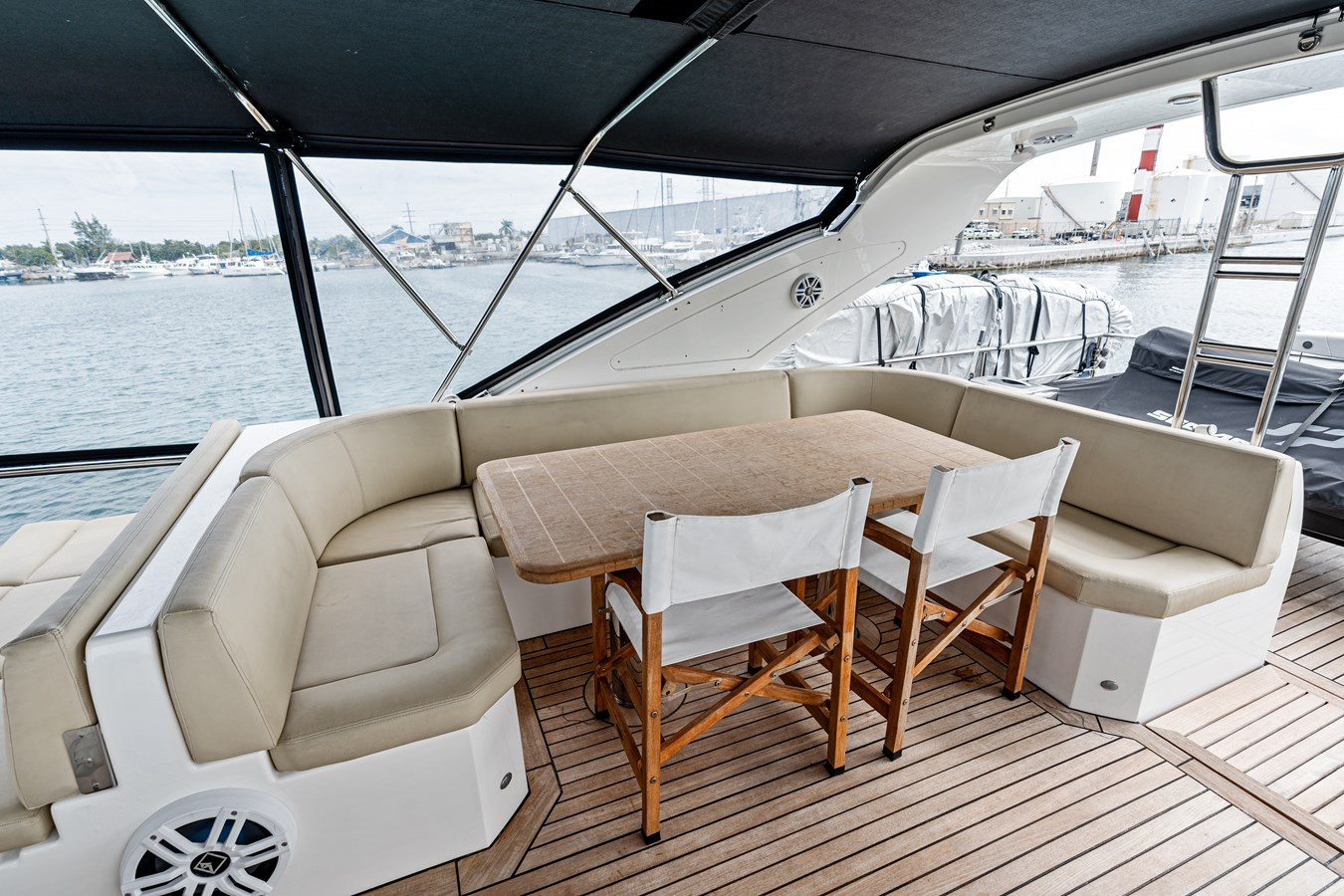 https://arconyachts.ams3.digitaloceanspaces.com/115946/conversions/large_4494290-optimize.jpg
