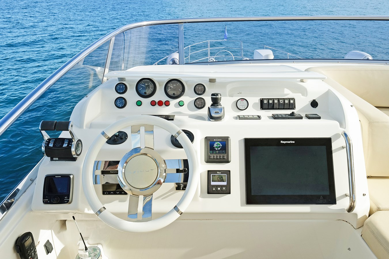 https://arconyachts.ams3.digitaloceanspaces.com/116093/conversions/large_4545632-optimize.jpg