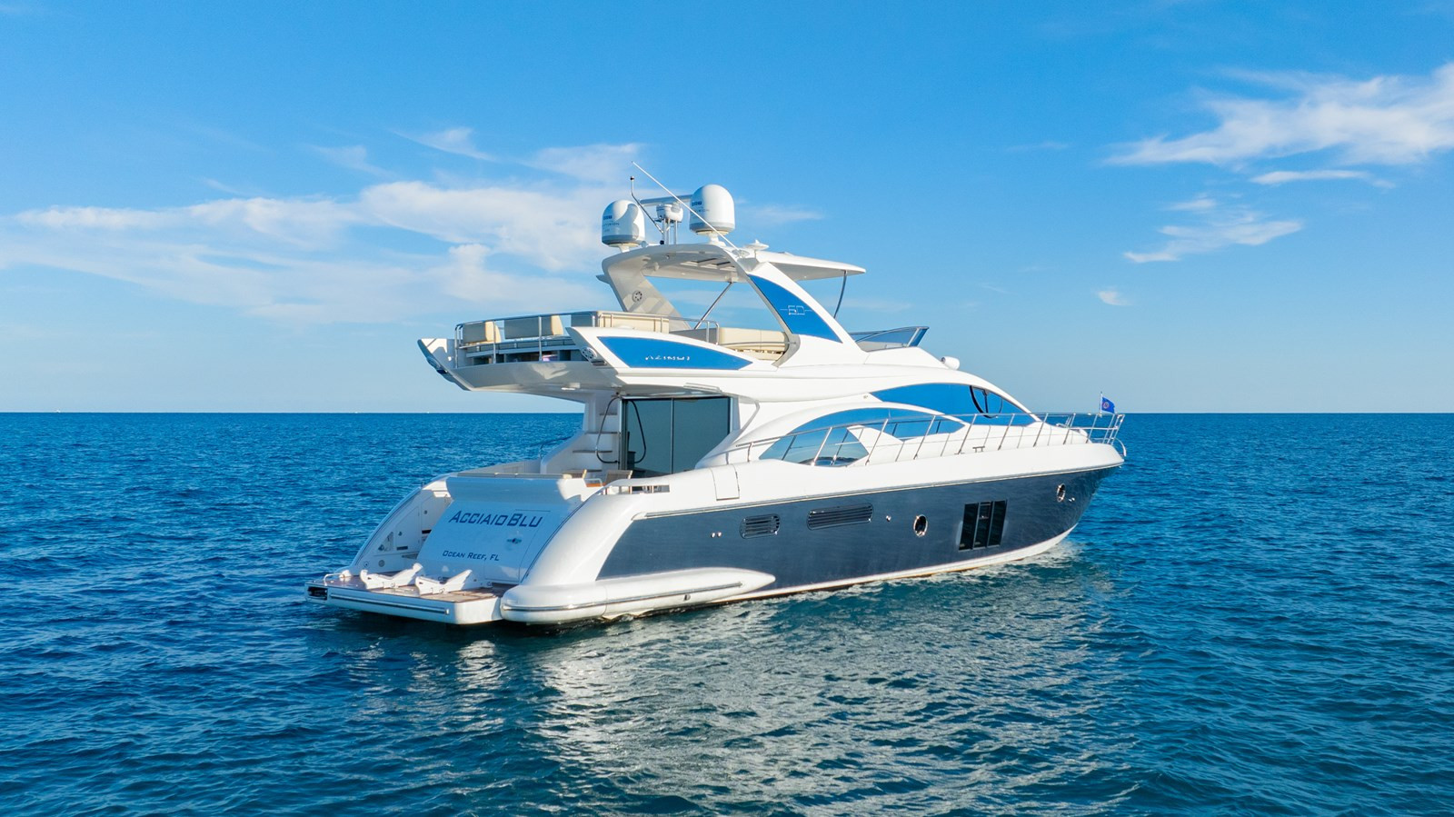https://arconyachts.ams3.digitaloceanspaces.com/116126/conversions/large_4545643-optimize.jpg