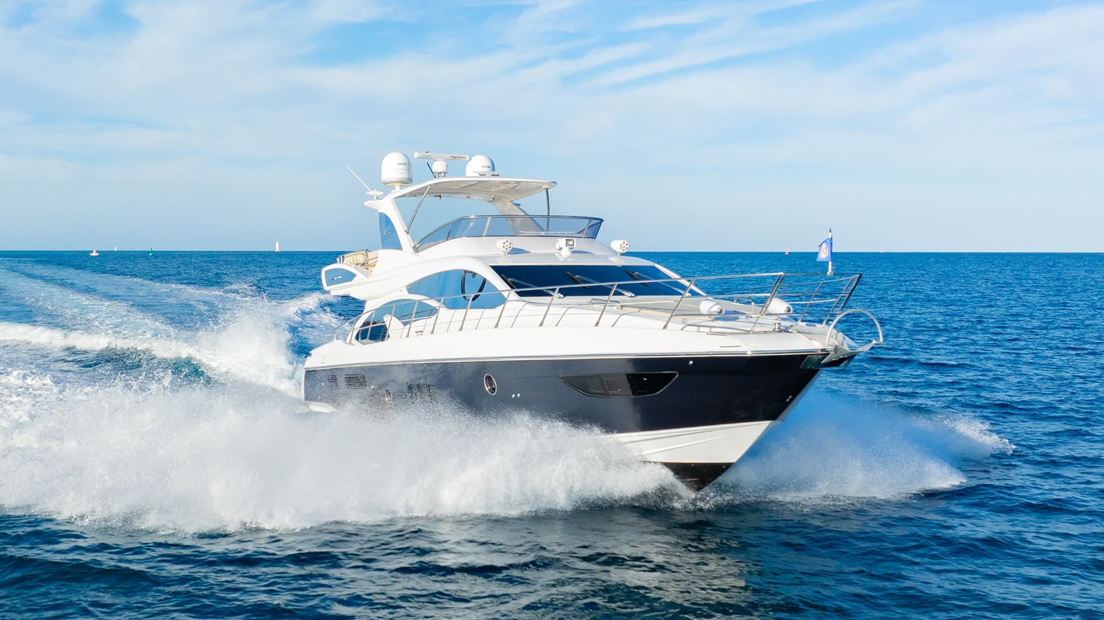 https://arconyachts.ams3.digitaloceanspaces.com/116139/conversions/large_4545647-optimize.jpg