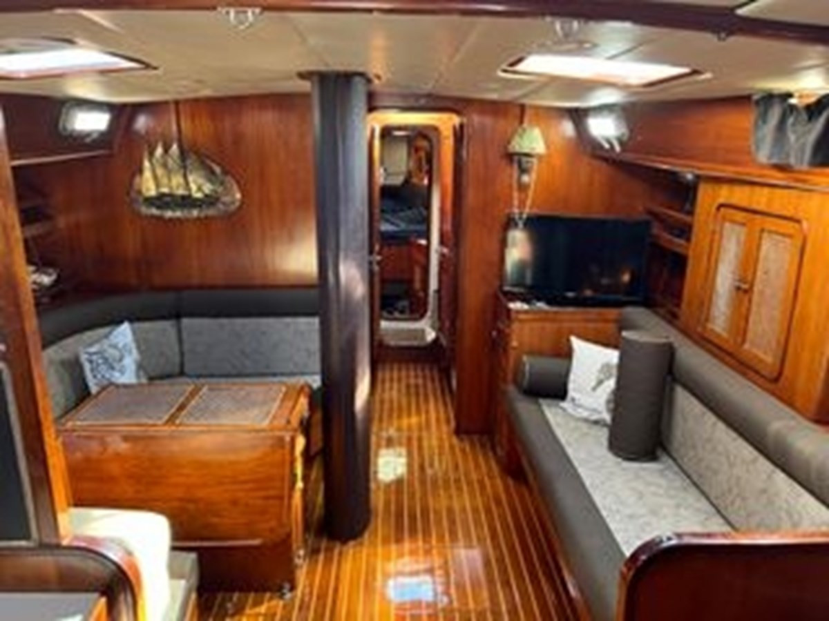 https://arconyachts.ams3.digitaloceanspaces.com/116170/conversions/large_4604140-optimize.jpg