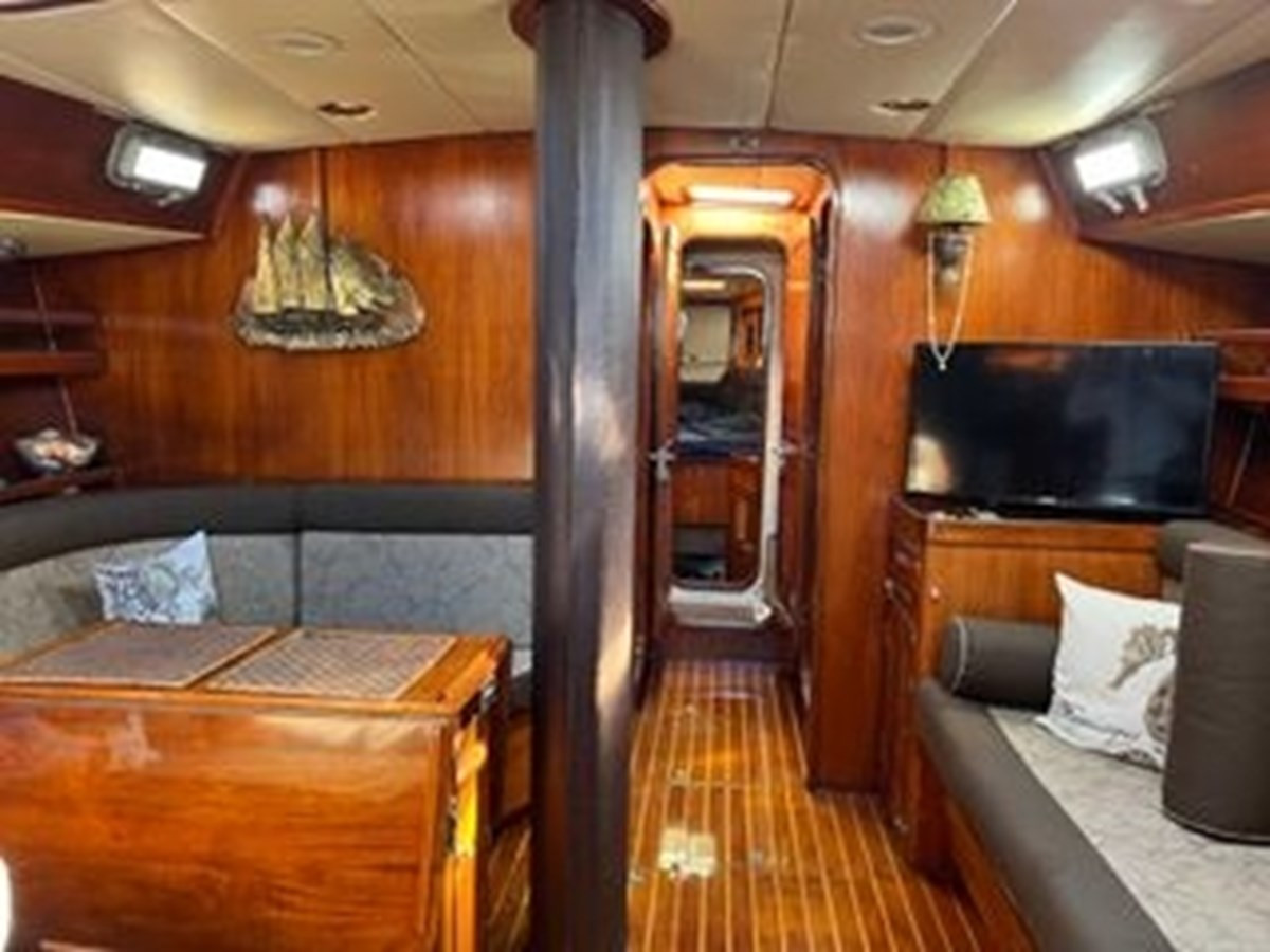 https://arconyachts.ams3.digitaloceanspaces.com/116172/conversions/large_4604141-optimize.jpg