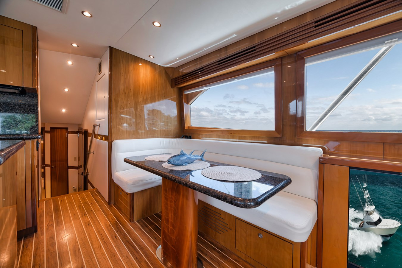 https://arconyachts.ams3.digitaloceanspaces.com/116266/conversions/large_4653085-optimize.jpg