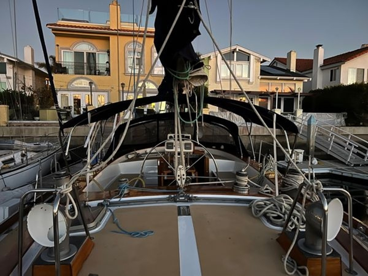 https://arconyachts.ams3.digitaloceanspaces.com/116348/conversions/large_4604207-optimize.jpg