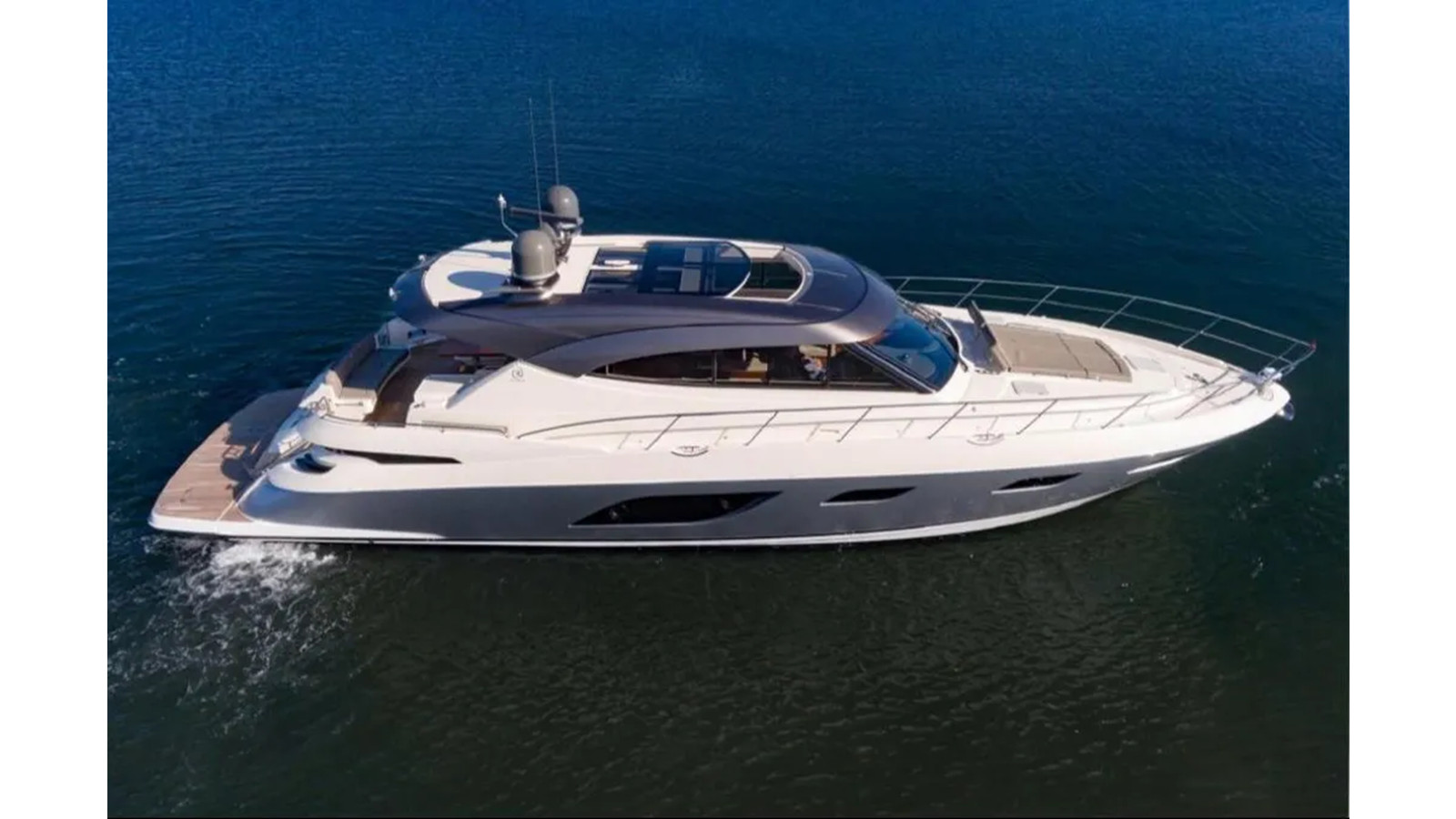 https://arconyachts.ams3.digitaloceanspaces.com/116400/conversions/large_4715907-optimize.jpg