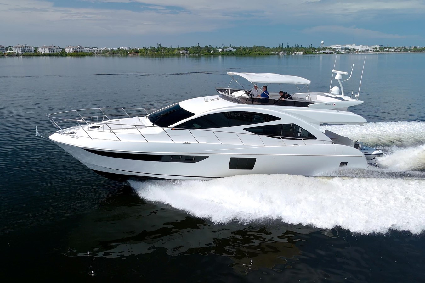 https://arconyachts.ams3.digitaloceanspaces.com/116438/conversions/large_4717823-optimize.jpg