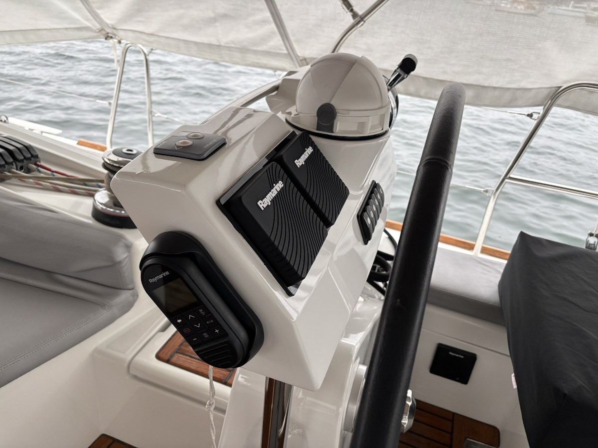 https://arconyachts.ams3.digitaloceanspaces.com/116471/conversions/large_4723999-optimize.jpg