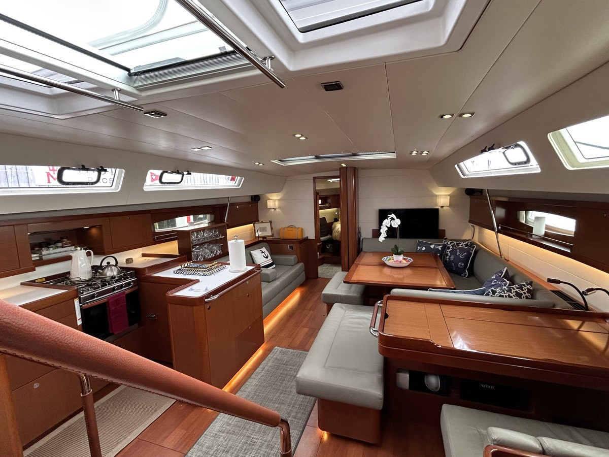 https://arconyachts.ams3.digitaloceanspaces.com/116495/conversions/large_4723992-optimize.jpg