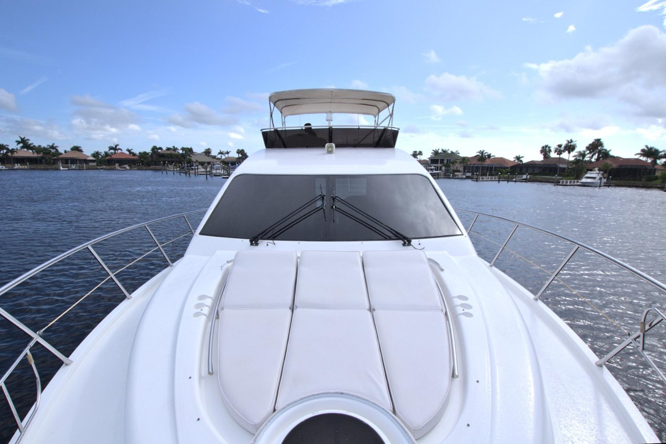 https://arconyachts.ams3.digitaloceanspaces.com/116496/conversions/large_4717842-optimize.jpg