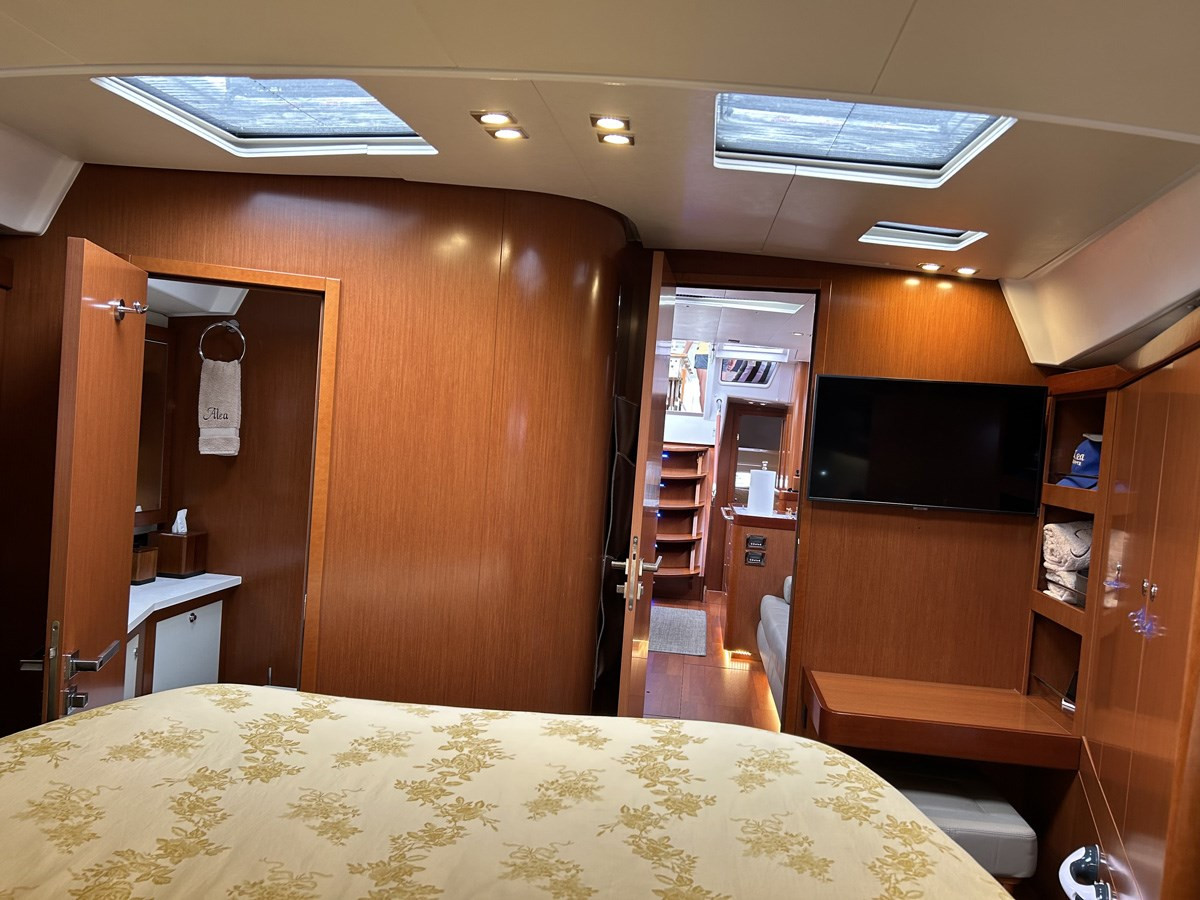 https://arconyachts.ams3.digitaloceanspaces.com/116518/conversions/large_4723983-optimize.jpg