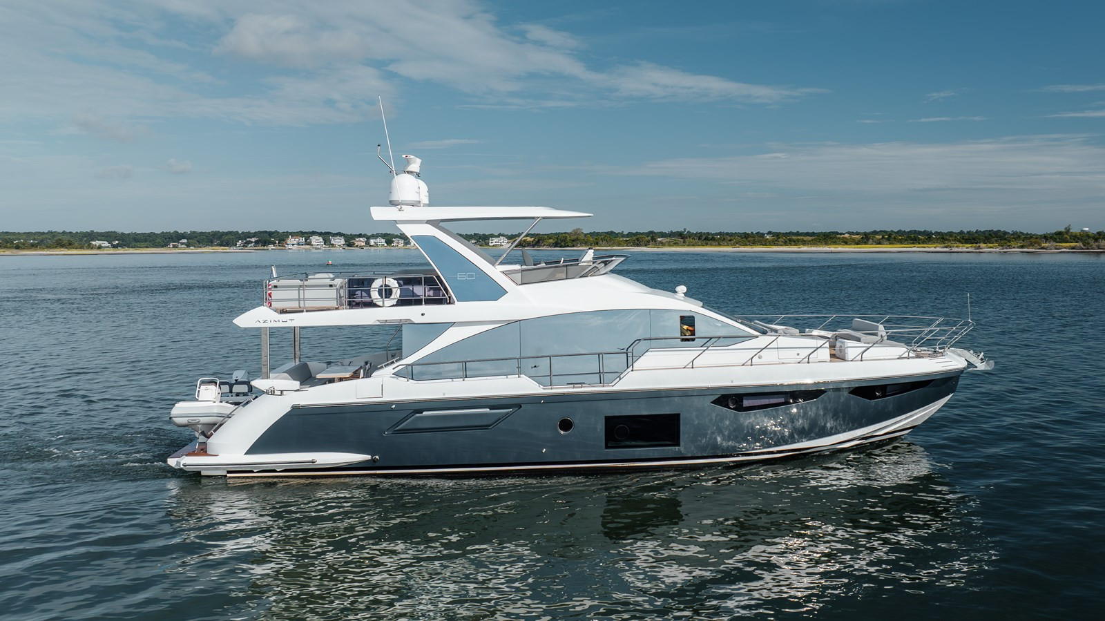 https://arconyachts.ams3.digitaloceanspaces.com/116643/conversions/large_4764651-optimize.jpg